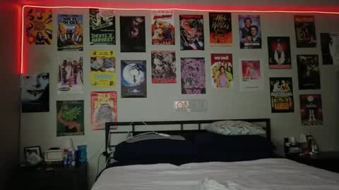 Honey online show from 09.17.25