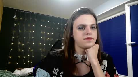 Honelints boyblonde hair AsterMIntfemboybrown hair online show from 01.06.25