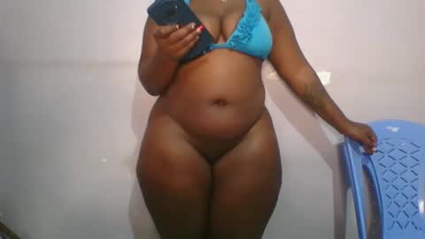 Snapshot of honey_beb chatting on 09.24.25 honey_beb online show from 09.24.25