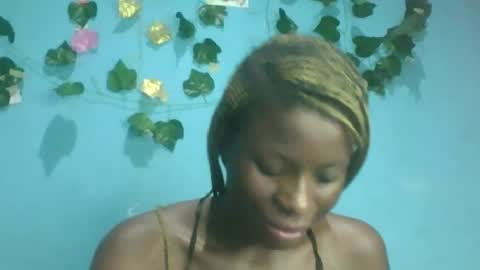 Queen online show from 10.03.25