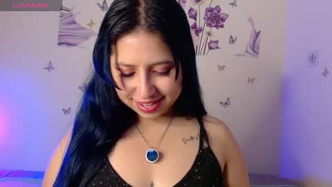 Snapshot of honey_buns_1 chatting on 10.24.25 mimi online show from 10.24.25
