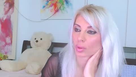 honey_lara online show from 04.03.26