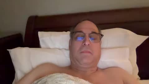 honey_man14 online show from 02.23.25