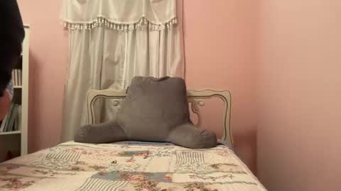 honey_man14 online show from 11.19.25