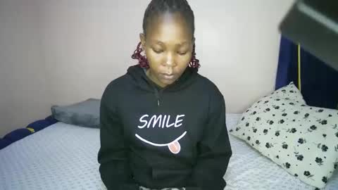 honey_nubia0 online show from 12.13.25