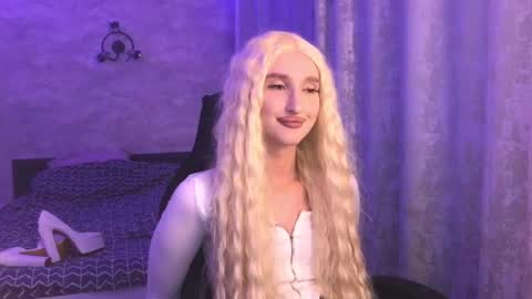 honey_sunset online show from 09.09.25