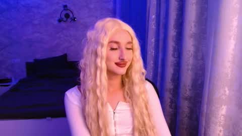 honey_sunset online show from 10.02.25