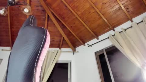 Isabella  online show from 11.26.25