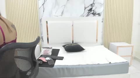 honeyangelh online show from 02.26.26