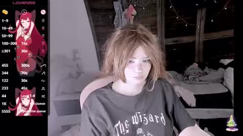 Honey Apple Alaska online show from 12.15.25