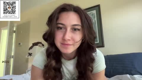Snapshot of honeybelle8 chatting on 05.19.26 belle brunette online show from 05.19.26