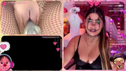 Snapshot of honeyboo__ chatting on 10.31.25 Lucero online show from 10.31.25