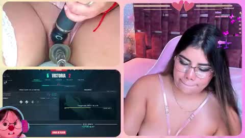 Snapshot of honeyboo__ chatting on 11.04.25 Lucero online show from 11.04.25