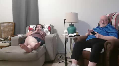 Snapshot of honeybuns344636 chatting on 12.09.24 Honey online show from 12.09.24