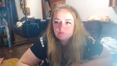 Snapshot of honeydewmolly chatting on 05.20.26 HoneydewMolly online show from 05.20.26