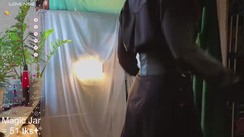 Snapshot of honeylem0n chatting on 09.30.25 Molly online show from 09.30.25