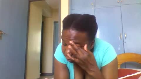 Honeymuny online show from 11.06.25