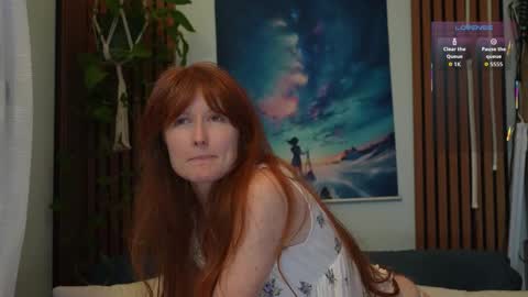 Snapshot of honeyumtoast chatting on 11.17.25 Noelle online show from 11.17.25