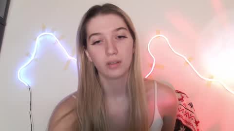 honeyveil online show from 04.22.26