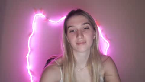 honeyveil online show from 07.24.26