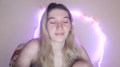 honeyveil online show from 07.28.26