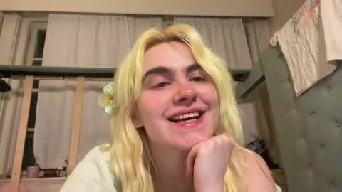 Emi Rose online show from 04.01.26