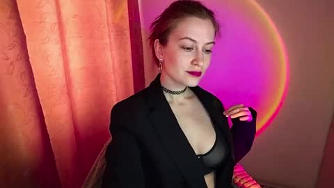 honeyy_bun online show from 05.12.26