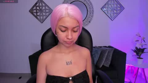 honeyy_taylor online show from 08.06.26