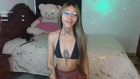 Hoollly Jones online show from 10.10.25