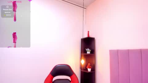 holly online show from 11.21.25