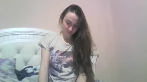 hootloove69 online show from 01.28.25