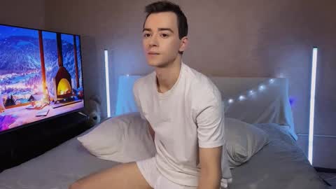 Snapshot of horgald chatting on 11.09.25 MarkAndSonya online show from 11.09.25