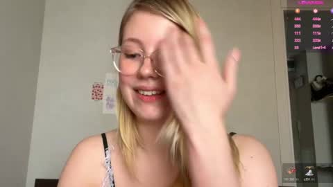 Audrey online show from 12.11.24