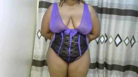 Snapshot of horney_soul chatting on 10.16.25 Bianca Spice online show from 10.16.25