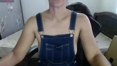 Snapshot of horny_and_daring chatting on 06.24.26 horny and daring online show from 06.24.26