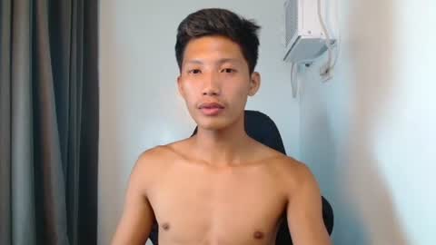 Snapshot of horny_asianmoreno chatting on 09.23.25 ROGER online show from 09.23.25