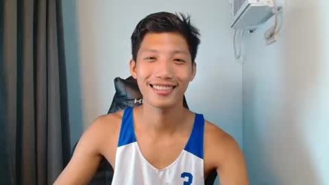 Snapshot of horny_asianmoreno chatting on 09.28.25 ROGER online show from 09.28.25