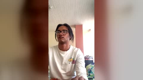 Snapshot of horny_brii chatting on 04.23.26 horny_brii online show from 04.23.26