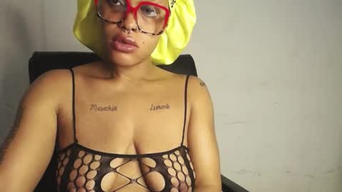 horny_ebonygirl_ online show from 04.02.26