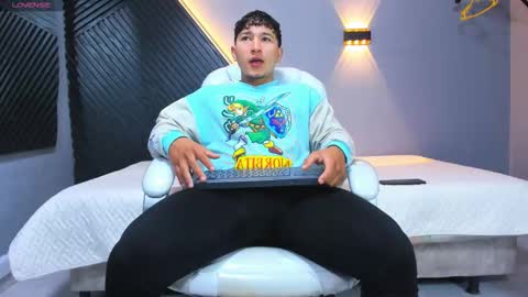 horny_nick18 online show from 03.14.26