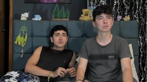 Alex and Camilo online show from 01.06.25