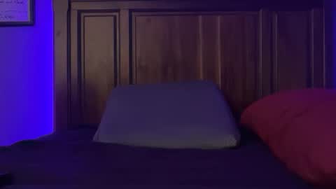 Horny Bear Daddy online show from 03.04.26