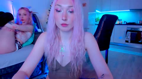 Alex and Rosie online show from 12.18.24