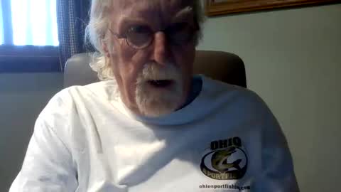 HornyInOhio9 online show from 04.18.26