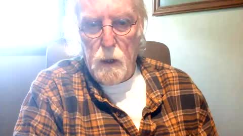 HornyInOhio9 online show from 04.23.26