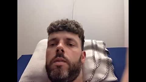 Snapshot of hornypeter1987 chatting on 09.15.25 Hornypeter online show from 09.15.25