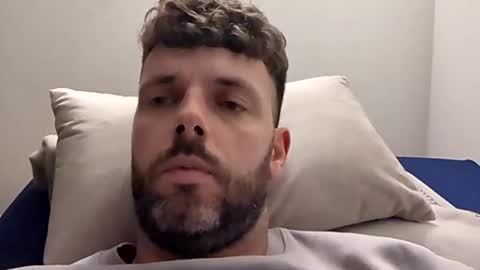 Snapshot of hornypeter1987 chatting on 10.22.25 Hornypeter online show from 10.22.25