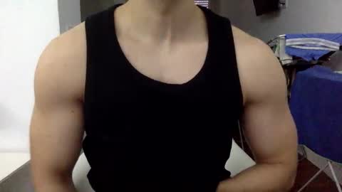 hornyspaniard93 online show from 04.25.26