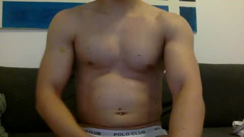 hornyspaniard93 online show from 06.18.26