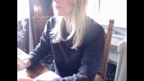 Hornyssima online show from 11.11.25